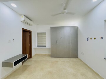  4 BHK Villa at Hi Tech City – for Rent