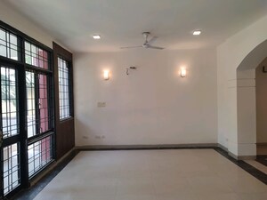 Building Lobby in 4 BHK Villa at Sector 48 – for Sale