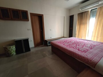 Bedroom in 2 BHK Apartment at Hiranandani Gardens Lake Castle, Powai – for Rent