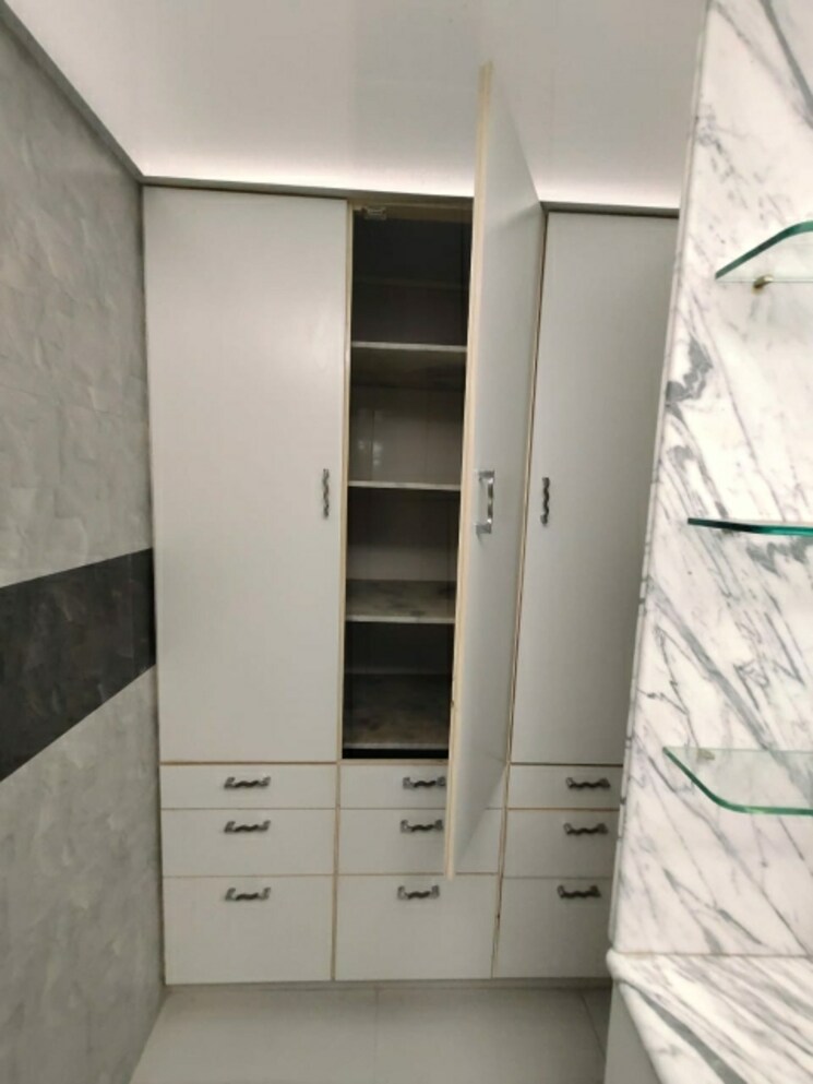 Bedroom, hiranandani-gardens-lake-castle 2 Bedroom 1150 Sq.Ft. Apartment In Powai Mumbai 8478036