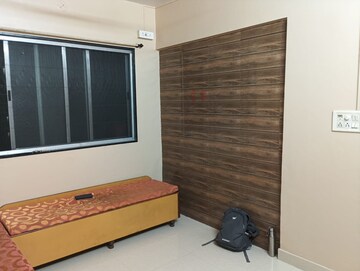 Master Bedroom in 2 BHK Apartment at Ashoka Hind CHS, Khar West – for Rent