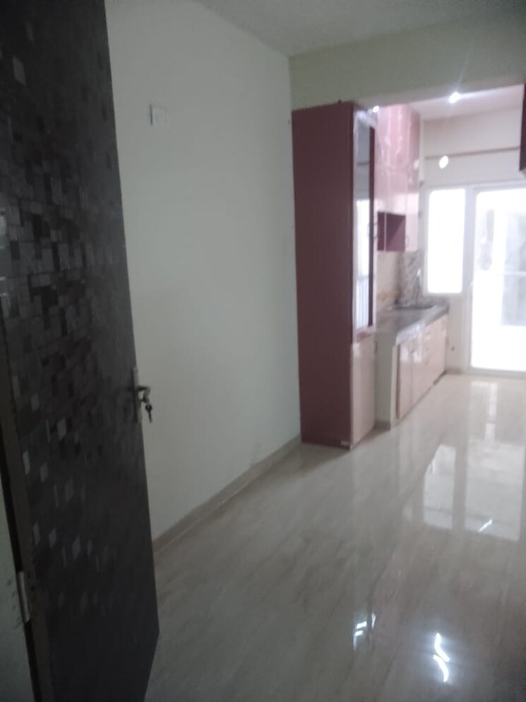 Bathroom, op-floridaa 2 Bedroom 473 Sq.Ft. Apartment In Sector 82 Faridabad 8478070