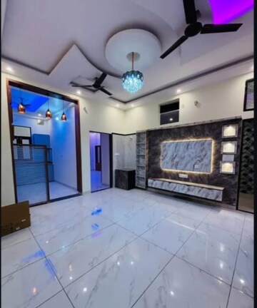 Bedroom in 3 BHK Builder Floor at Sector 29 – for Rent