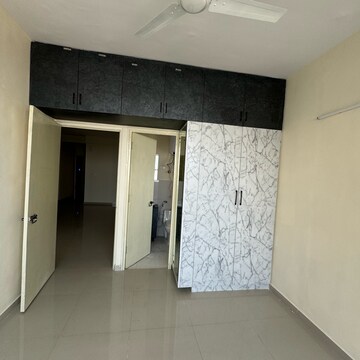 Room in 2 BHK Apartment at Pyramid Fusion Homes, Sector 70a – for Rent