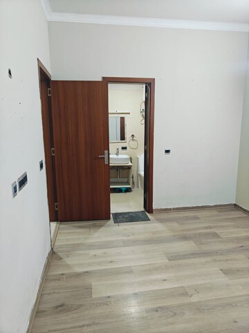 2.5 BHK Apartment For Rent in Central Park Cerise Suites, Sohna Sector 33