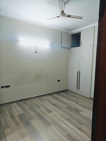 Master Bedroom in 2.5 BHK Apartment at Central Park Cerise Suites, Sohna Sector 33 – for Rent
