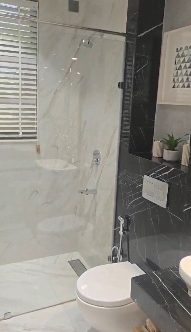 Bathroom, dlf-privana 4 Bedroom 3500 Sq.Ft. Apartment In Sector 76 Gurgaon 8478174