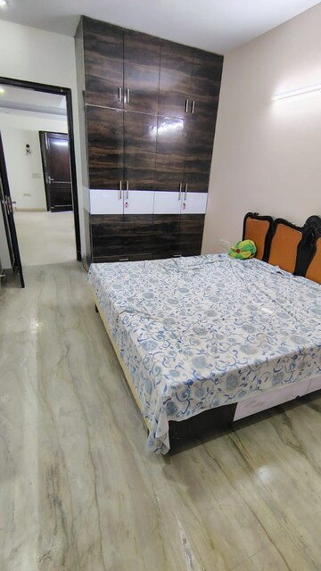 2 BHK Builder Floor For Rent in Sector 38