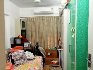Master Bedroom in 2 BHK Apartment at Prathamesh Heritage, Mira Road – for Rent