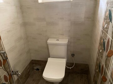 Bathroom in 3 BHK Apartment at Bharatpur – for Rent