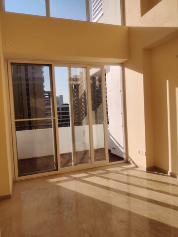 Master Bedroom in 4 BHK Apartment at Dasnac Burj, Sector 75 – for Rent