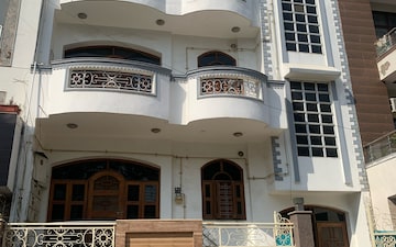Plot For Sale in Sector 144
