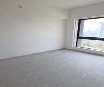 Room in 1 BHK Apartment at Matunga East – for Sale