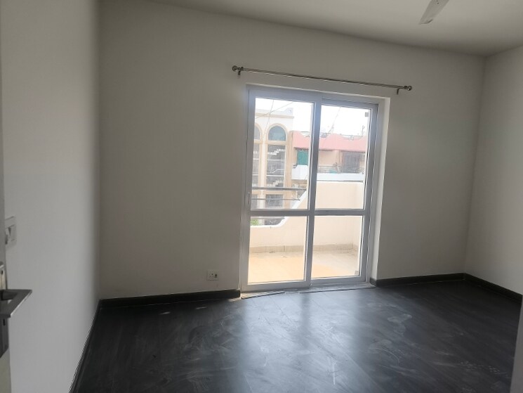 Master Bedroom, bptp-park-81 3 Bedroom 2700 Sq.Ft. Apartment In Sector 81 Faridabad 8478368