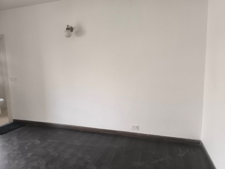 Master Bedroom, bptp-park-81 3 Bedroom 2700 Sq.Ft. Apartment In Sector 81 Faridabad 8478368