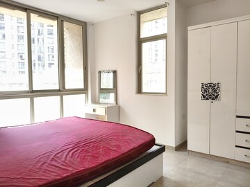 Bedroom in 2 BHK Apartment at Hiranandani Eagleridge Wing A, Ghodbunder Road – for Rent