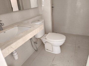 Bathroom in 2.5 BHK Apartment at Hiranandani Eagleridge Wing B, Ghodbunder Road – for Rent