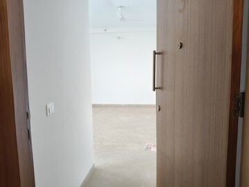 Master Bedroom in 2.5 BHK Apartment at Hiranandani Eagleridge Wing B, Ghodbunder Road – for Rent