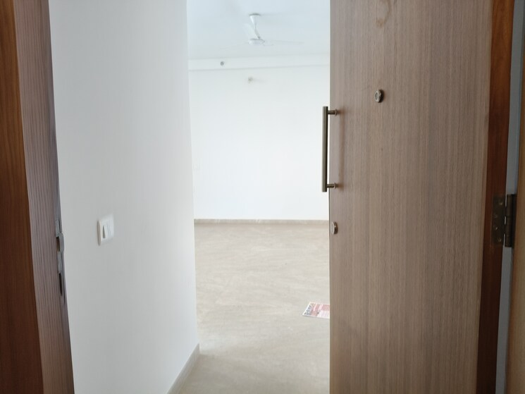 Master Bedroom, hiranandani-eagleridge-wing-b 2.5 Bedroom 900 Sq.Ft. Apartment In Ghodbunder Road Thane 8478383