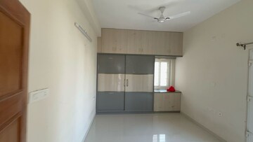 Room in 3 BHK Apartment at Chilcon Mayan, Manikonda – for Rent