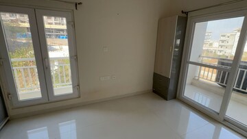 Room in 3 BHK Apartment at Chilcon Mayan, Manikonda – for Rent
