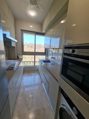 2 BHK Apartment – Exterior View View at Hiranandani Castle Rock, Powai - for Sale