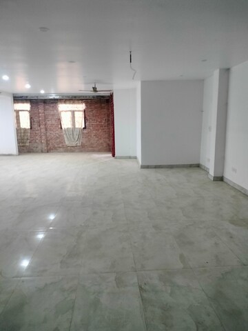 Floor Plan in  Showroom at Gomti Nagar – for Rent