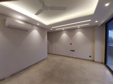 Master Bedroom in 2 BHK Builder Floor at Malviya Nagar – for Rent