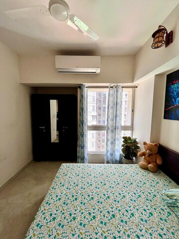 Bedroom in 1.5 BHK Apartment at Lodha Amara, Kolshet Road – for Sale
