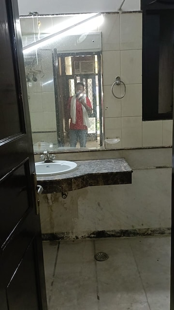 Attached Bathroom in 3 BHK Builder Floor at Greater Kailash I – for Rent