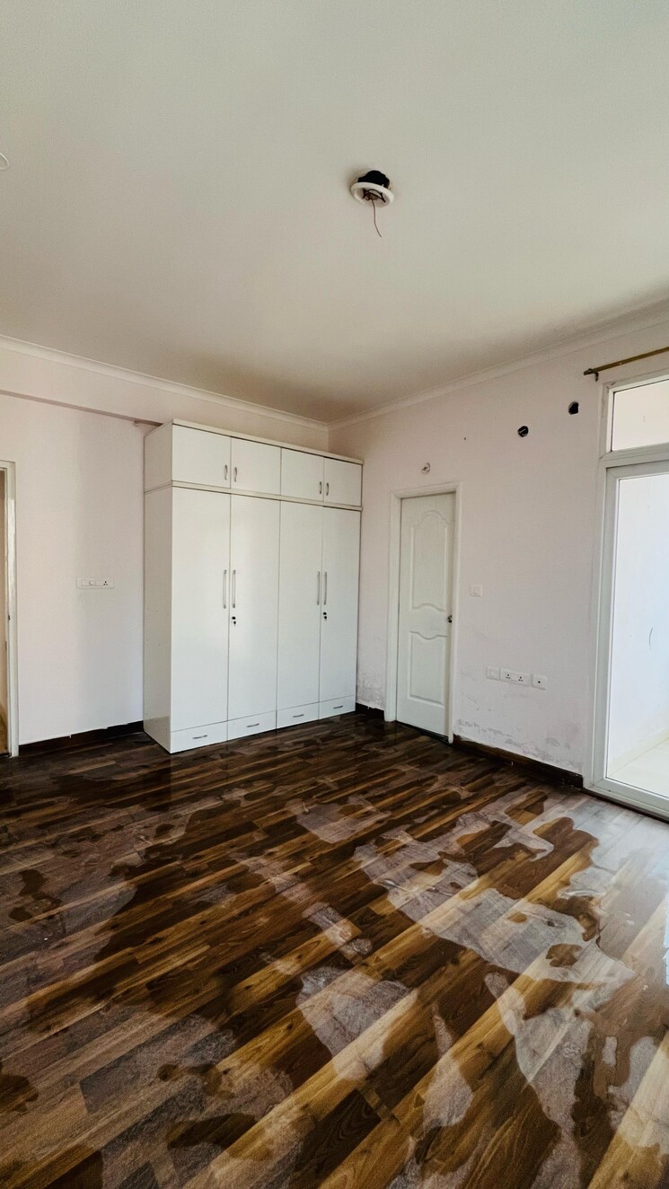 Master Bedroom, pardos-okas-residency 3 Bedroom 1488 Sq.Ft. Builder Floor In Sushant Golf City Lucknow 8478493