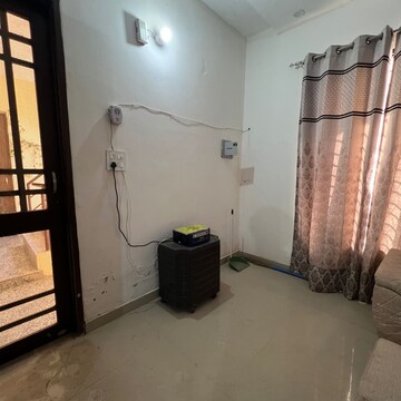 Room in 2 BHK Apartment at Kharar Landran Road – for Rent