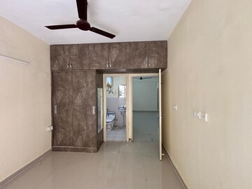 Room in 2 BHK Apartment at Pyramid Elite, Sector 86 – for Rent