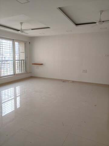 Master Bedroom in 3 BHK Apartment at DLH Orchid, Andheri West – for Rent