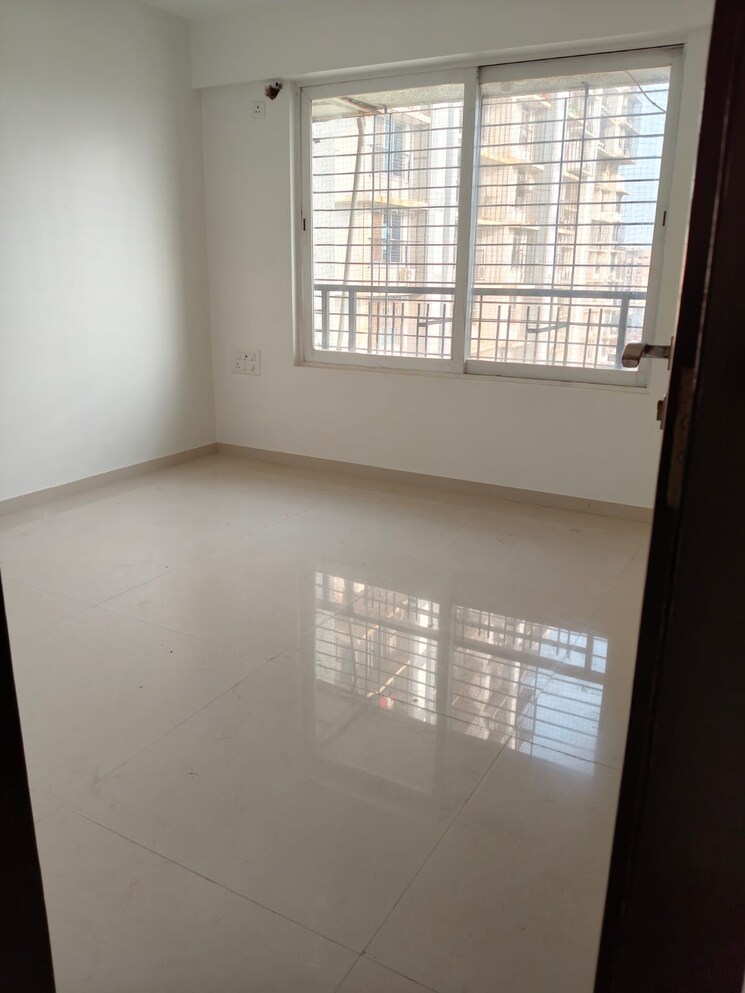 Master Bedroom, dlh-orchid 3 Bedroom 1000 Sq.Ft. Apartment In Andheri West Mumbai 8478698