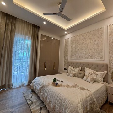 Bedroom in 3 BHK Apartment at Smart World Orchard, Sector 61 – for Rent