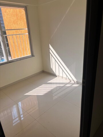 Room in 2.5 BHK Apartment at Kolte Patil R1 Life Republic, Hinjewadi – for Sale