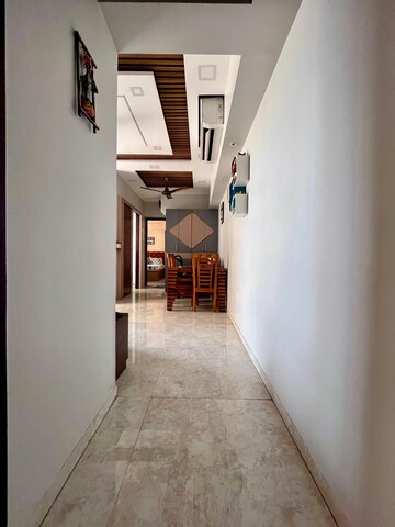 Team Area in 1.5 BHK Apartment at Lodha Amara, Kolshet Road – for Sale