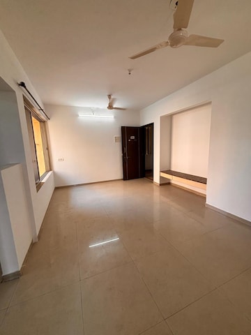 2 BHK Apartment For Rent in Kavesar