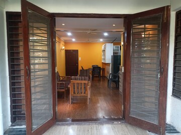 Master Bedroom in 2 BHK Apartment at Tingre Nagar – for Rent