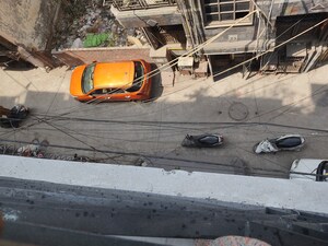 Parking in 2 BHK Builder Floor at New Gupta Colony – for Sale