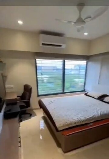 2 BHK Apartment For Rent in Saraswati CHS Vile Parle West, Vile Parle West