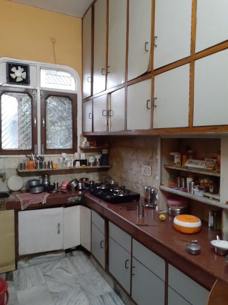 Exterior View, aliganj 5 Bedroom 1800 Sq.Ft. Independent House In Aliganj Lucknow 8478877