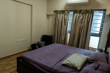 Bedroom in 3.5 BHK Apartment at The Wadhwa The Address Vista, Ghatkopar West – for Sale
