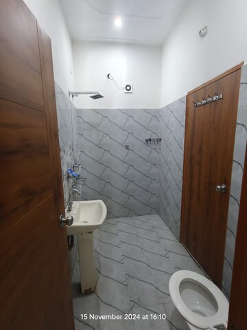 Bathroom in 3 BHK Builder Floor at Brs Nagar – for Rent