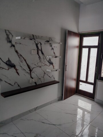 Master Bedroom in 3 BHK Builder Floor at Brs Nagar – for Rent