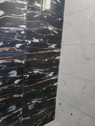 Master Bedroom in 3 BHK Builder Floor at Brs Nagar – for Rent