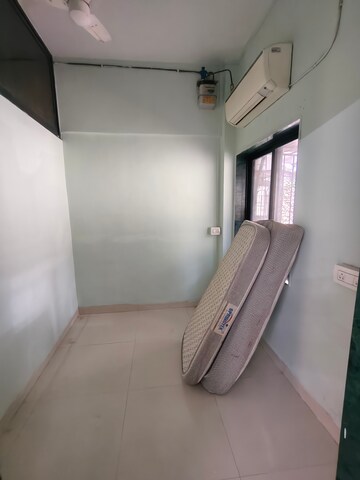 Furnished Amenities in 1 RK Apartment at Sankalp Nnp, Goregaon East – for Rent
