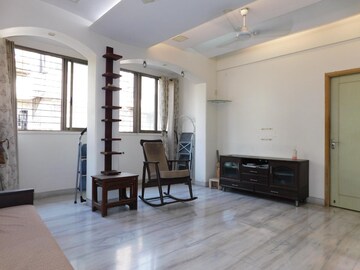 Master Bedroom in 2 BHK Apartment at Brothers CHS, Mahim – for Rent