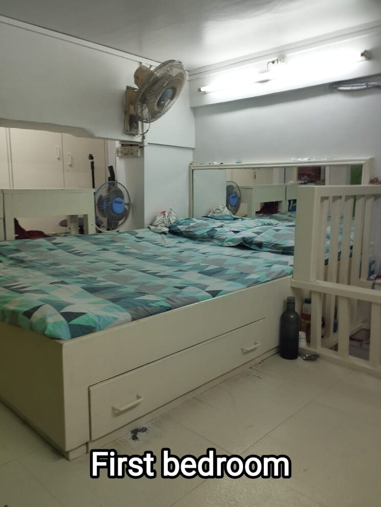 Bedroom, bombay-market-apartments Studio 550 Sq.Ft. Apartment In Tardeo Mumbai 8479063